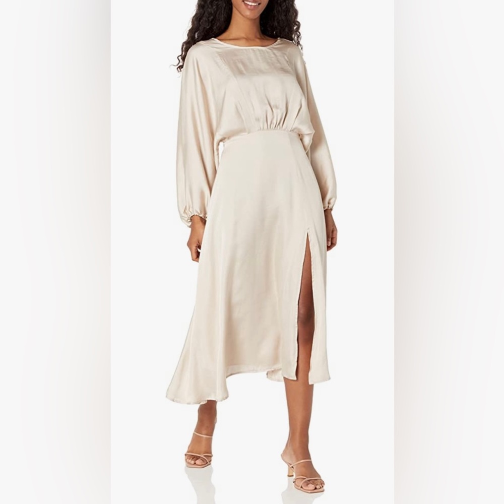 ASTR Marin Dress in Champagne